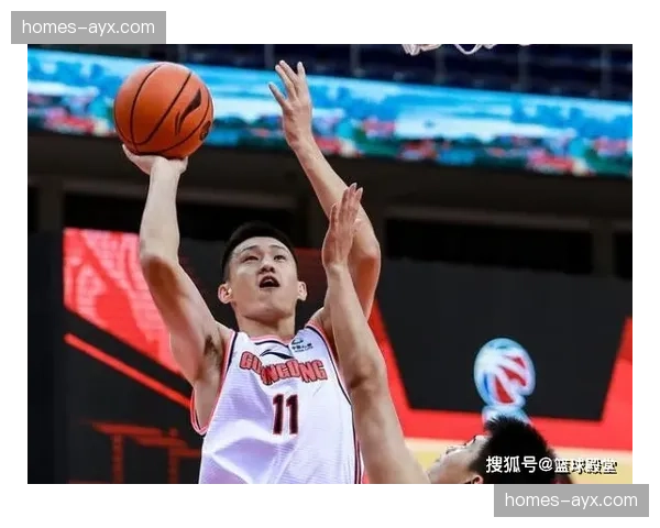 76人布鲁梅因膝伤恢复继续休战 内线轮换出现人员短缺问题